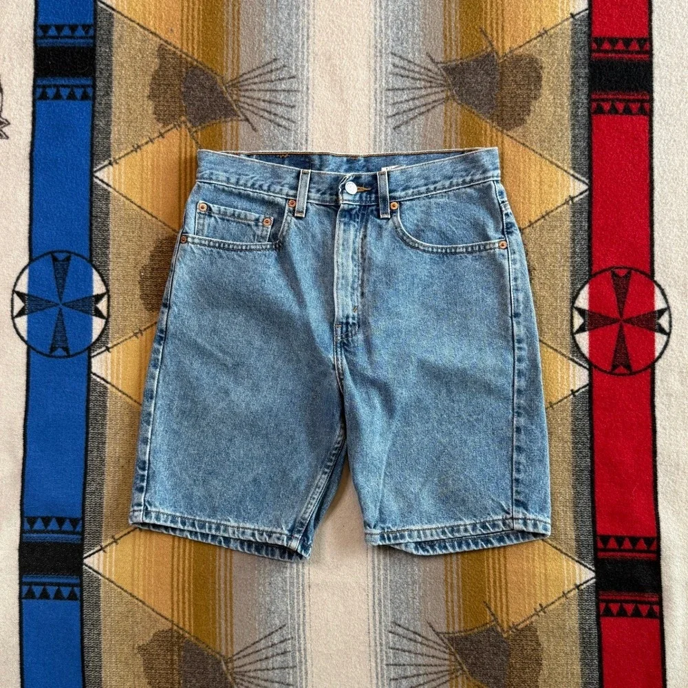 Levis 505 Regular Fit Denim Shorts Mens 30 Medium Wash Blue Cotton Jean Shorts